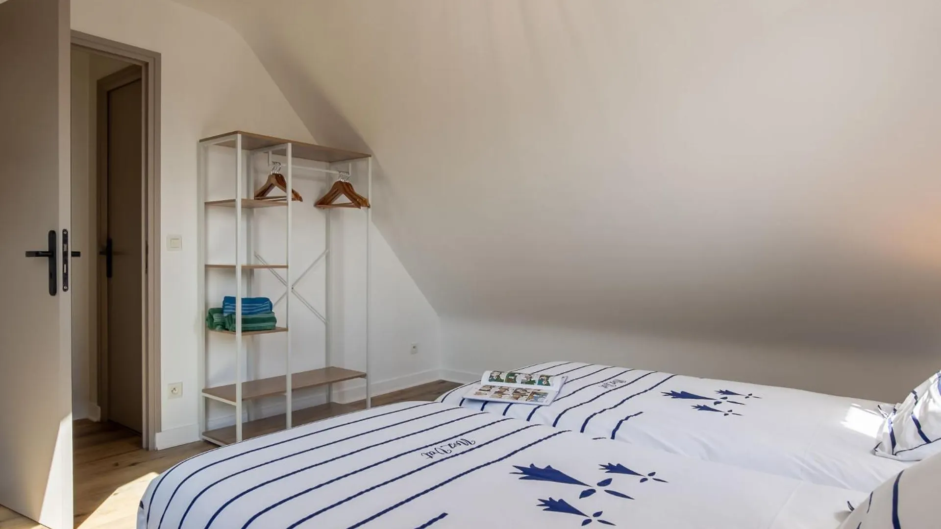 Holiday Home Ty Mat By Interhome Guimaec