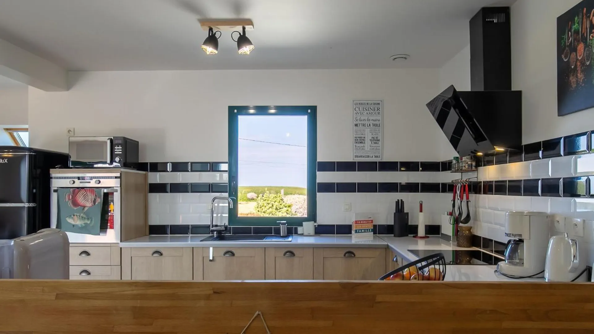 Holiday Home Ty Mat By Interhome Guimaec